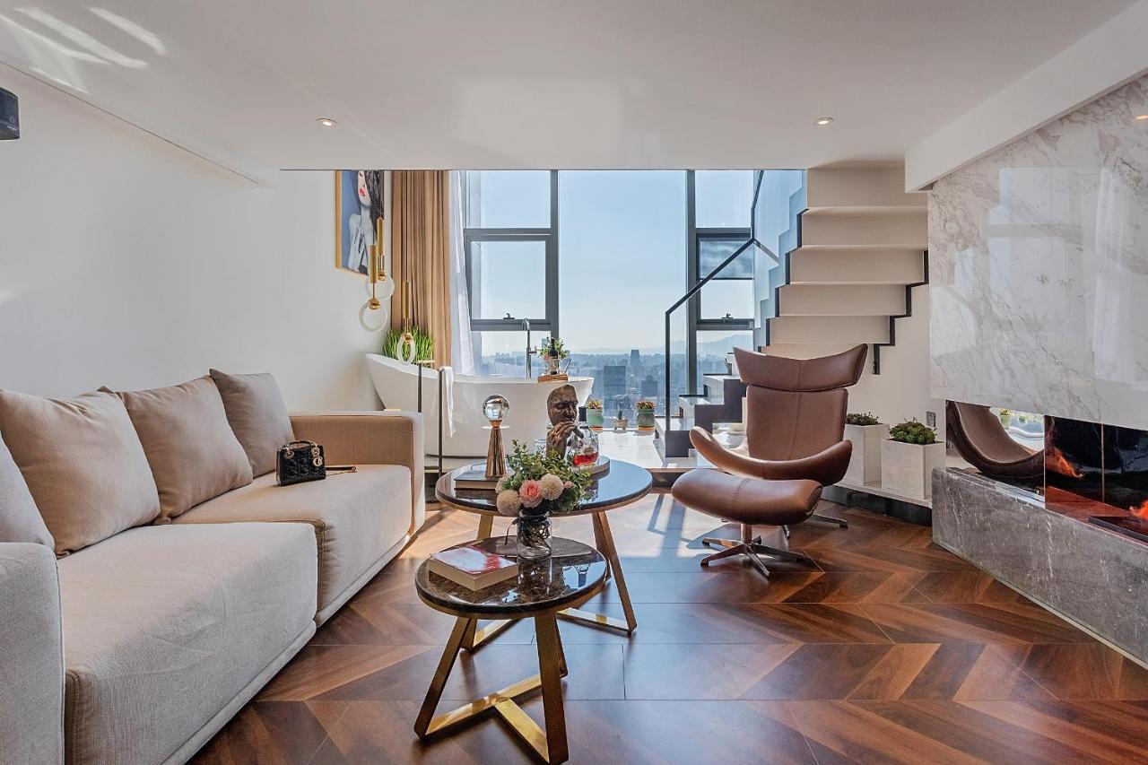 Kunming Hotel High Sky View Apartment Dış mekan fotoğraf