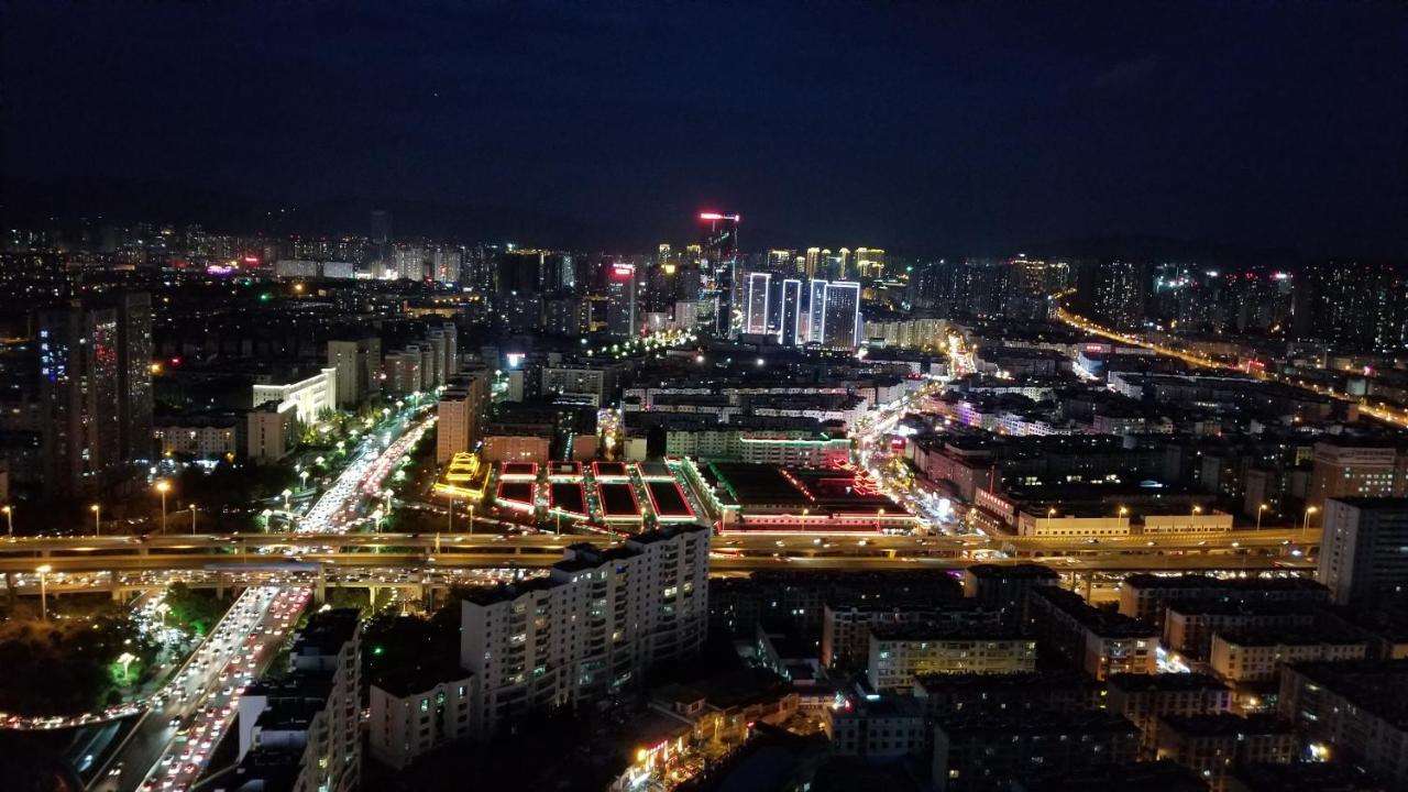 Kunming Hotel High Sky View Apartment Dış mekan fotoğraf
